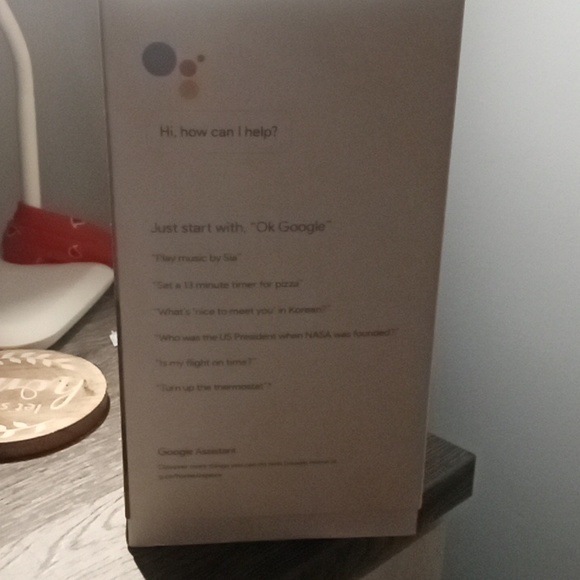 Home Voice -activated speaker by Google - Picture 2 of 7